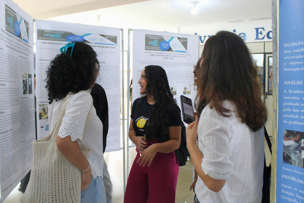 Formação complementar: aprimorando os conhecimentos fora da sala de aula