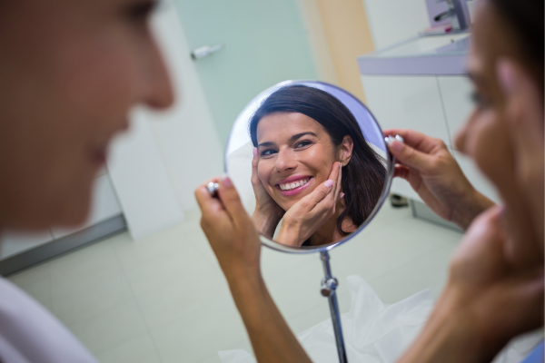 Sorriso abre portas? Estudo investiga influência da estética dentária no mercado de trabalho