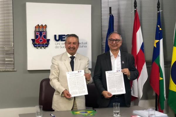 Uesb assina convênios com universidades da Argentina e do México